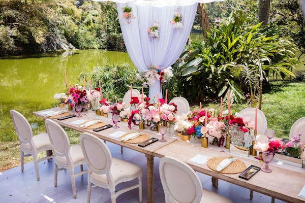 Garden-themed Wedding Ideas - 4 Ways for the Best Ceremony!